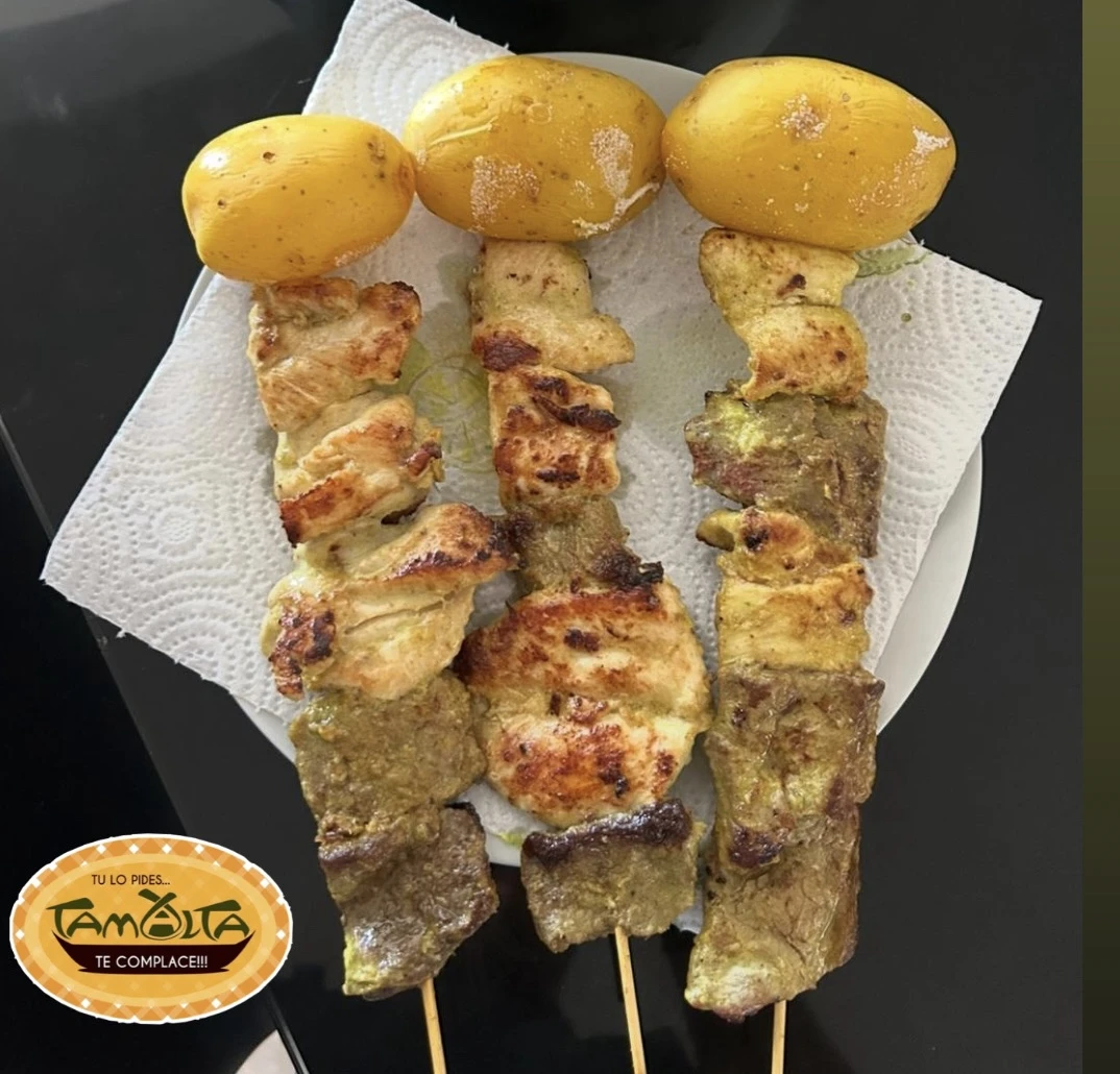 Pinchos Tradicional Colombiano