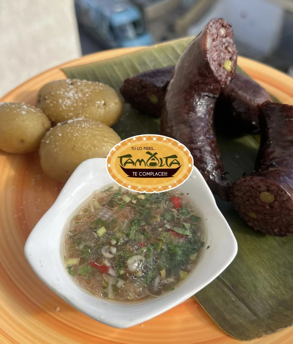 Rellena Acompañada con papa y ají